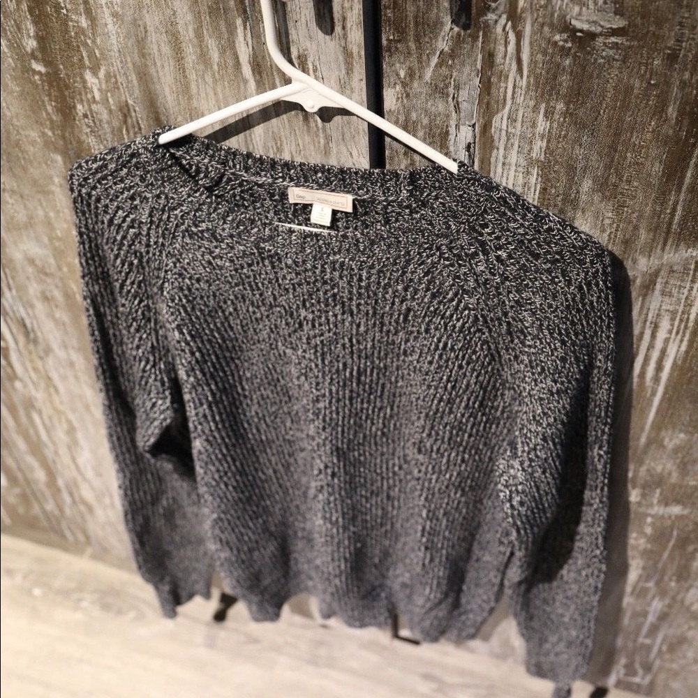 Gap Sweater Size Small - image 3